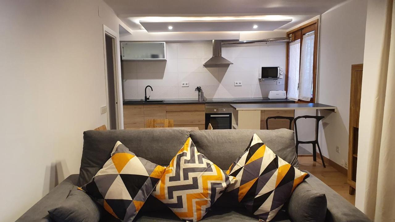 Xia Apartaments Con Acceso A Piscina Rialp Ngoại thất bức ảnh